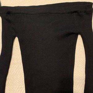 Forever 21 black off the shoulder shirt